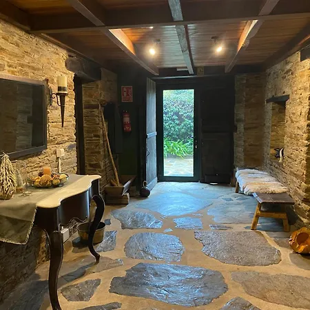 La Granja Bed & Breakfast San Tirso de Abres