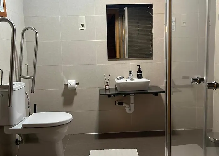 La Granja Bed & Breakfast *